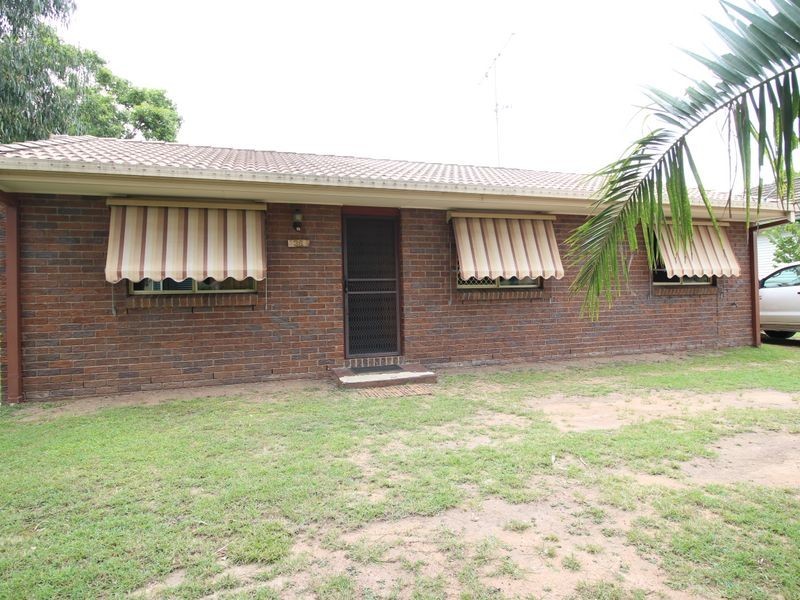 36 Middle Street, Esk QLD 4312