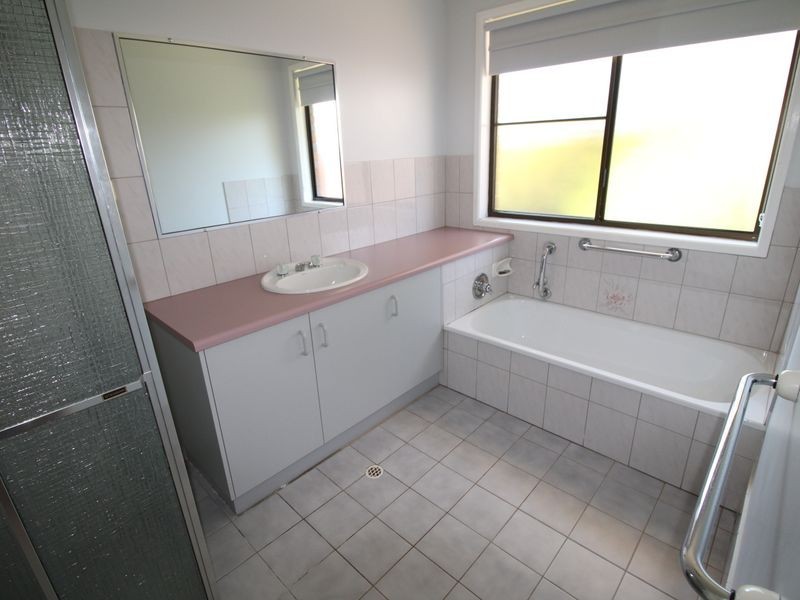 11 Brough Court, Esk QLD 4312