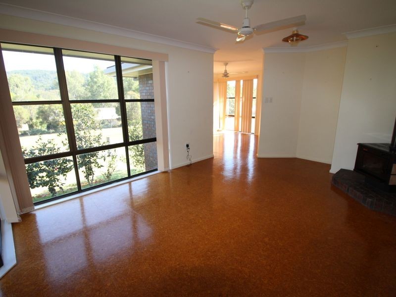 11 Brough Court, Esk QLD 4312