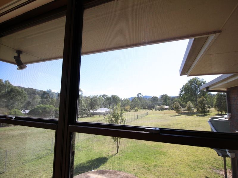 11 Brough Court, Esk QLD 4312