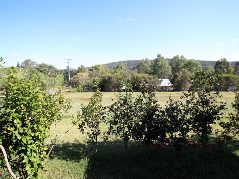 11 Brough Court, Esk QLD 4312