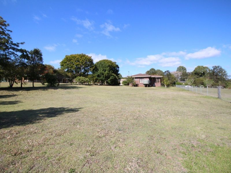 11 Brough Court, Esk QLD 4312
