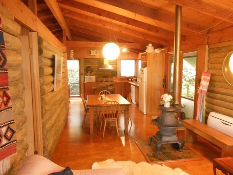 16 George Street, Somerset Dam QLD 4312