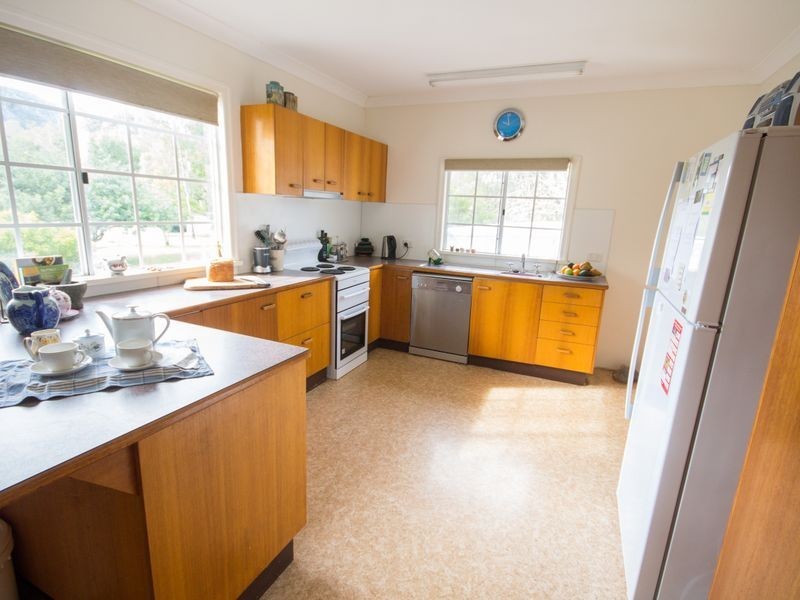 291 Ipswich Street, Esk QLD 4312