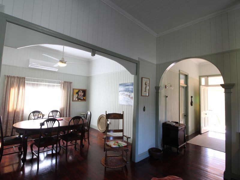 32 Elizabeth Street, Esk QLD 4312