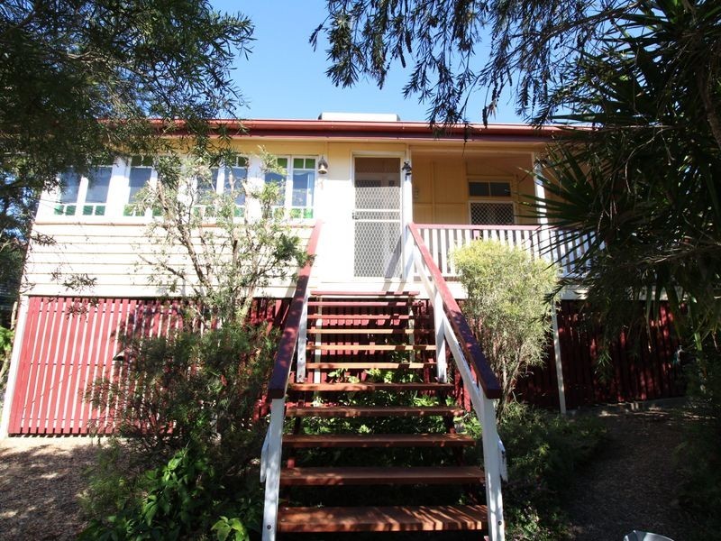 32 Elizabeth Street, Esk QLD 4312