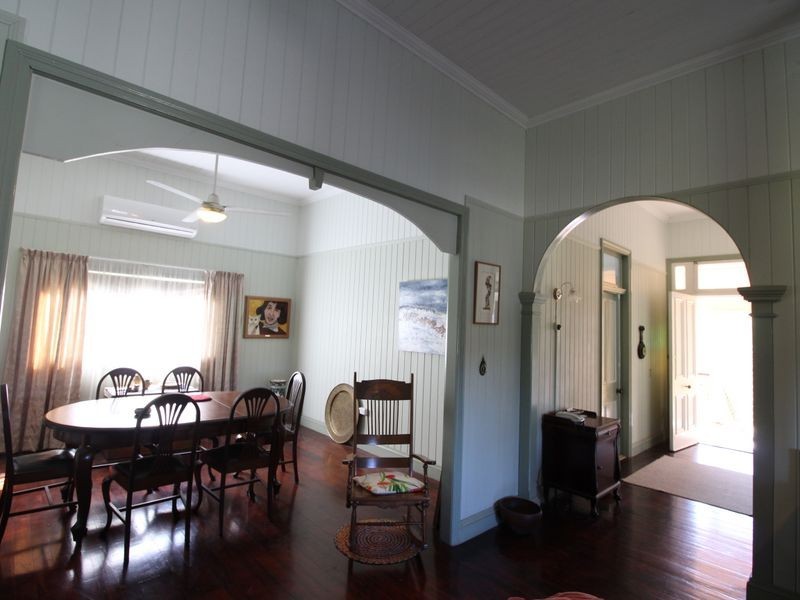 32 Elizabeth Street, Esk QLD 4312