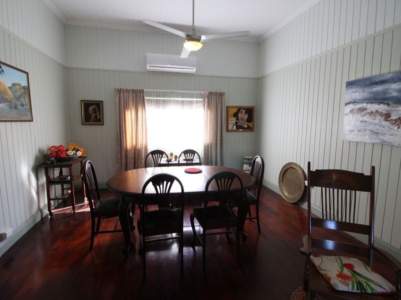 32 Elizabeth Street, Esk QLD 4312