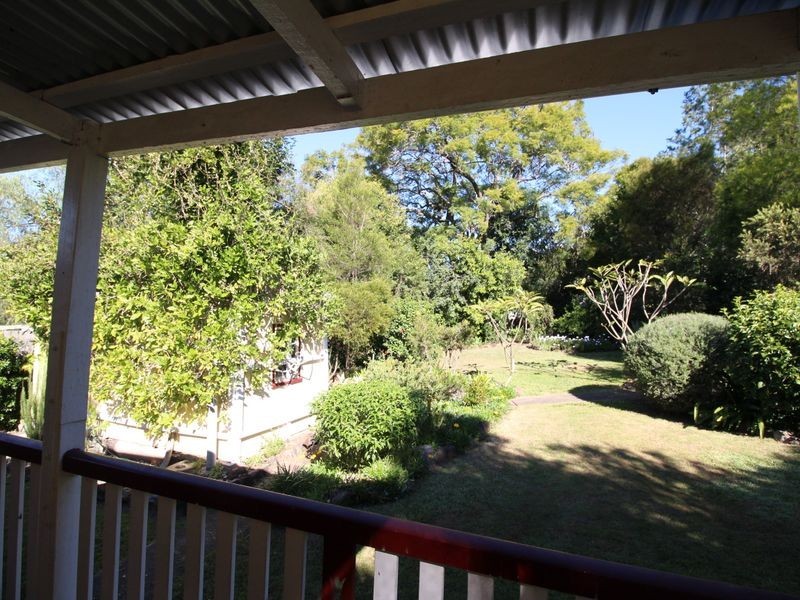 32 Elizabeth Street, Esk QLD 4312