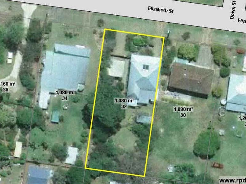 32 Elizabeth Street, Esk QLD 4312
