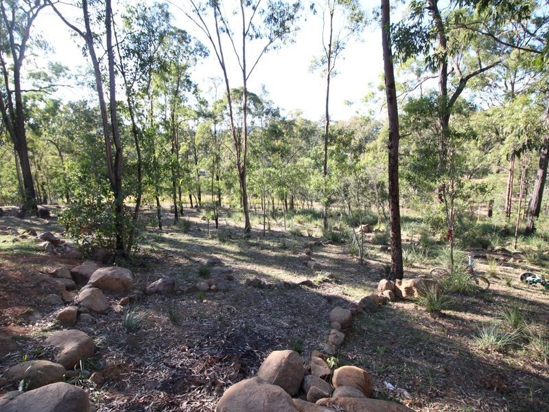 173 Highland Street, Esk QLD 4312