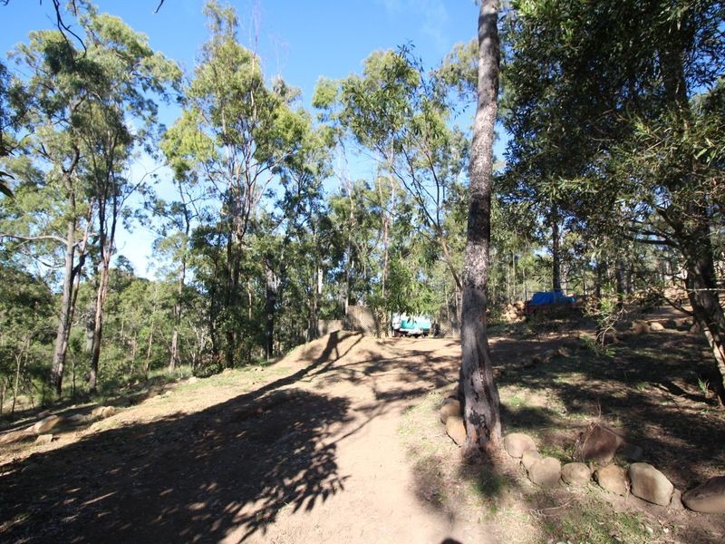 173 Highland Street, Esk QLD 4312