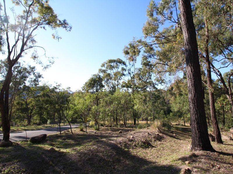 173 Highland Street, Esk QLD 4312