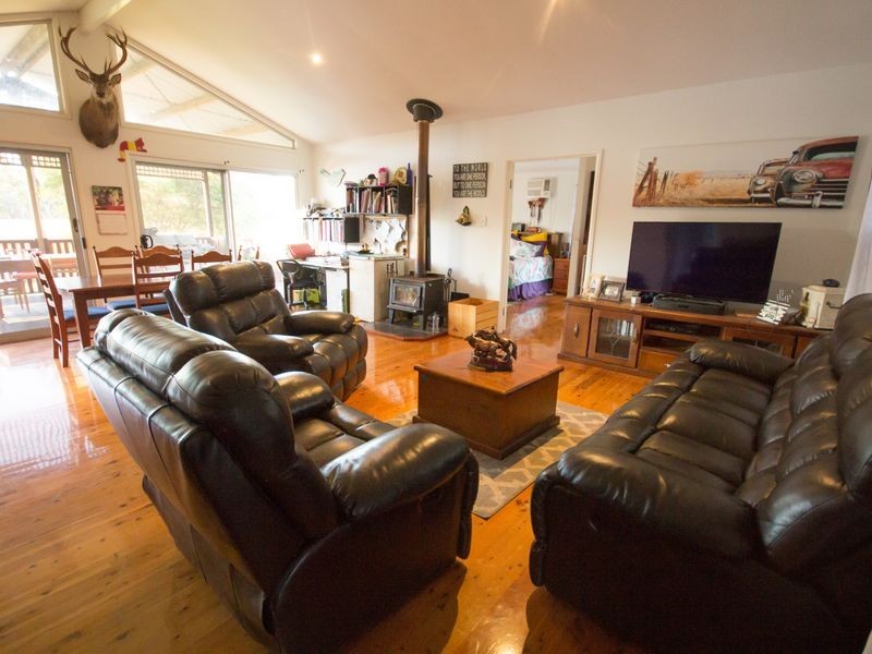 15 Rholmanns Road, Linville QLD 4306