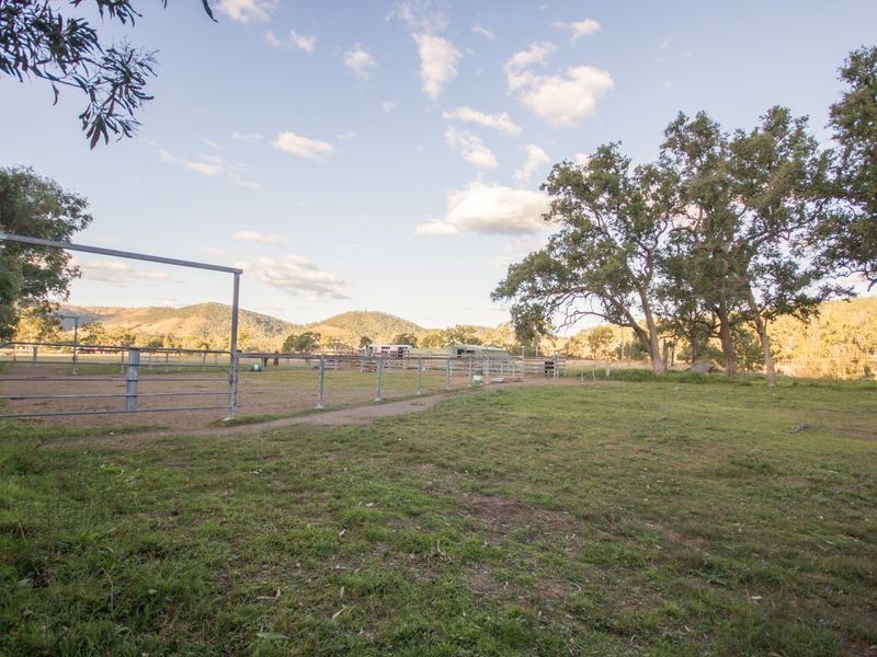 15 Rholmanns Road, Linville QLD 4306