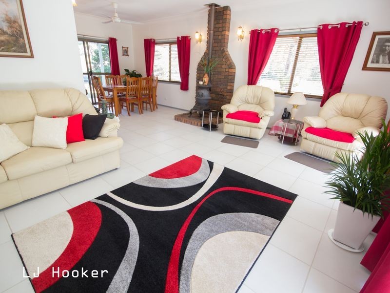 41 East Street, Esk QLD 4312