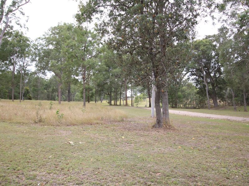 6 Balmoral Court, Mount Hallen QLD 4312