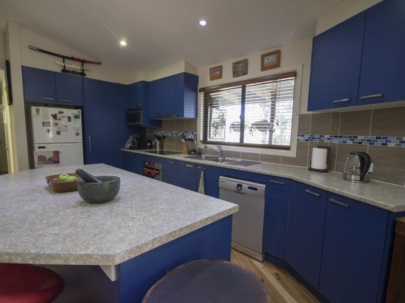 19 Middle Street, Esk QLD 4312