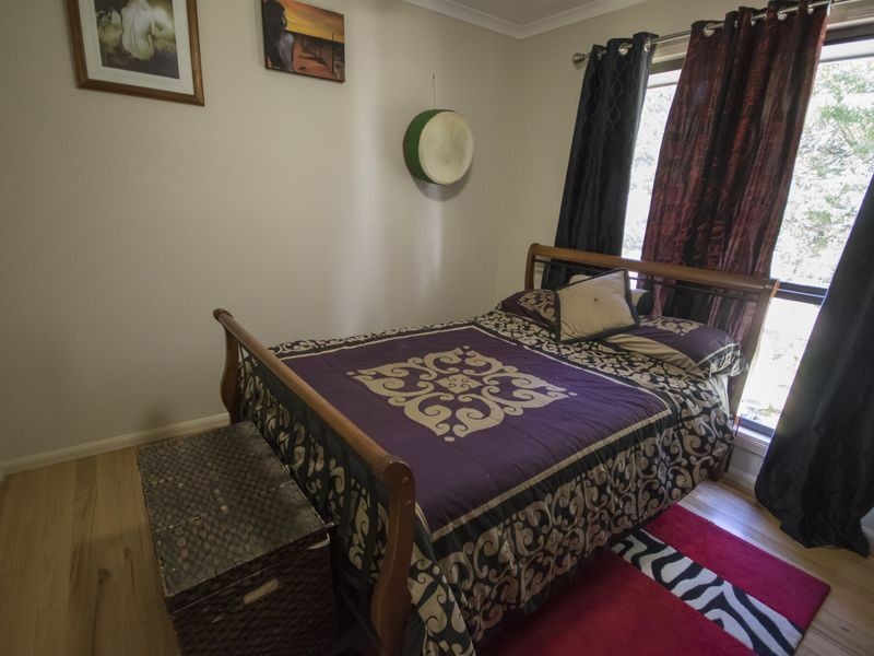 19 Middle Street, Esk QLD 4312