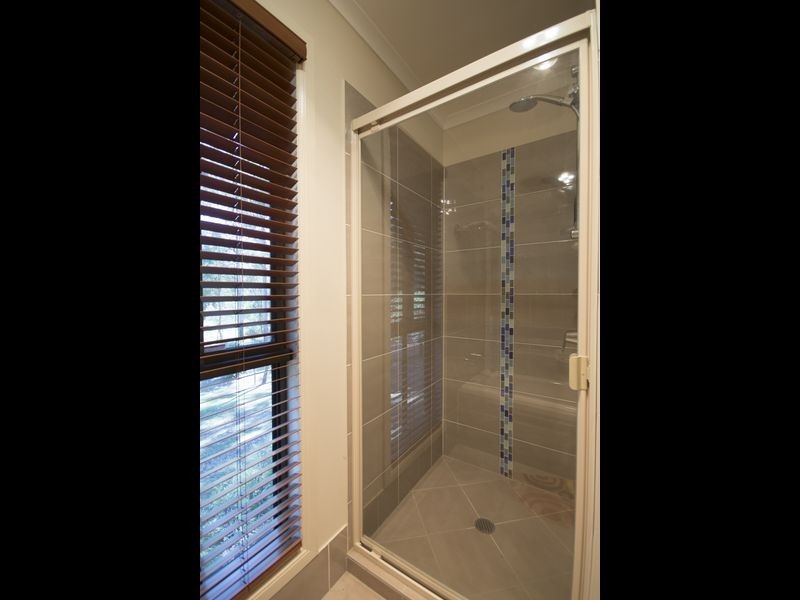 19 Middle Street, Esk QLD 4312