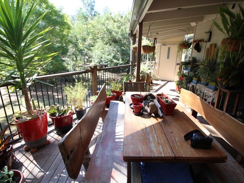 19 Middle Street, Esk QLD 4312