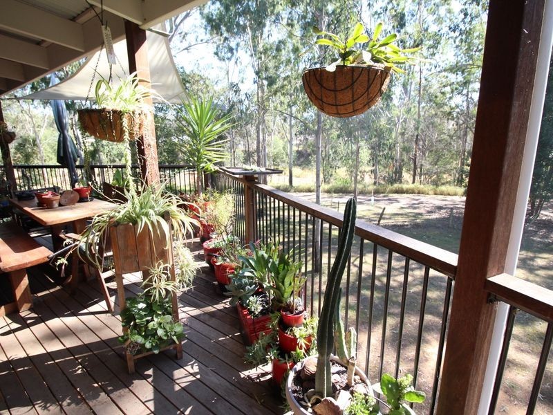 19 Middle Street, Esk QLD 4312