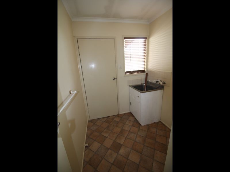 24 Russell Street, Esk QLD 4312
