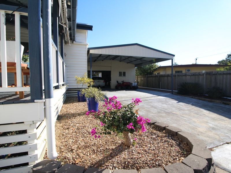 26 Russell Street, Esk QLD 4312