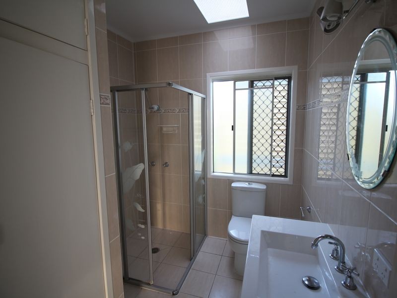 17 Mary Street, Toogoolawah QLD 4313