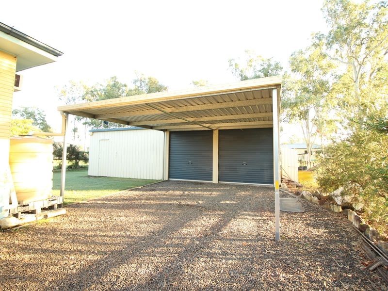 17 Mary Street, Toogoolawah QLD 4313
