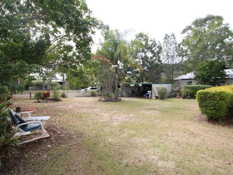 24 Barbour Street, Esk QLD 4312