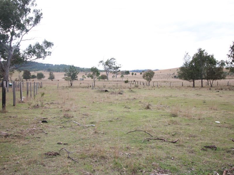 490 Esk Crowsnest Road, Biarra QLD 4313