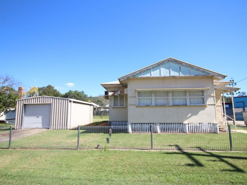 1 Pryde Street, Esk QLD 4312