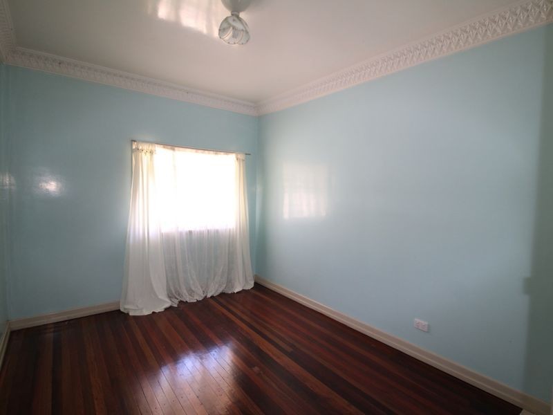 1 Pryde Street, Esk QLD 4312