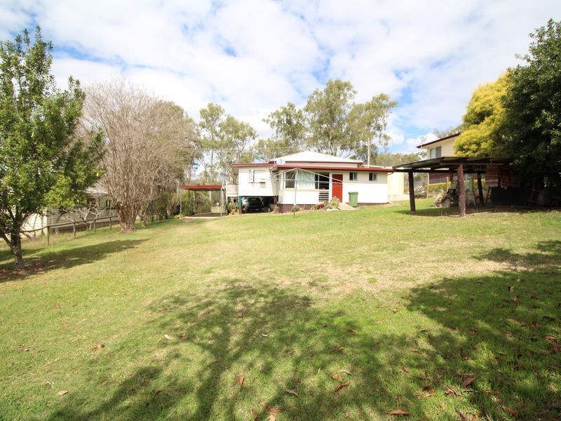55 Highland Street, Esk QLD 4312