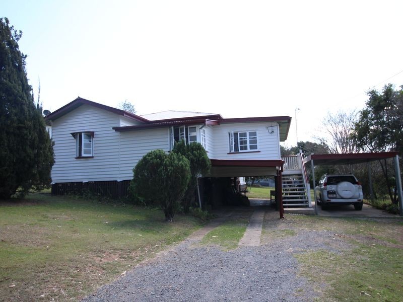55 Highland Street, Esk QLD 4312