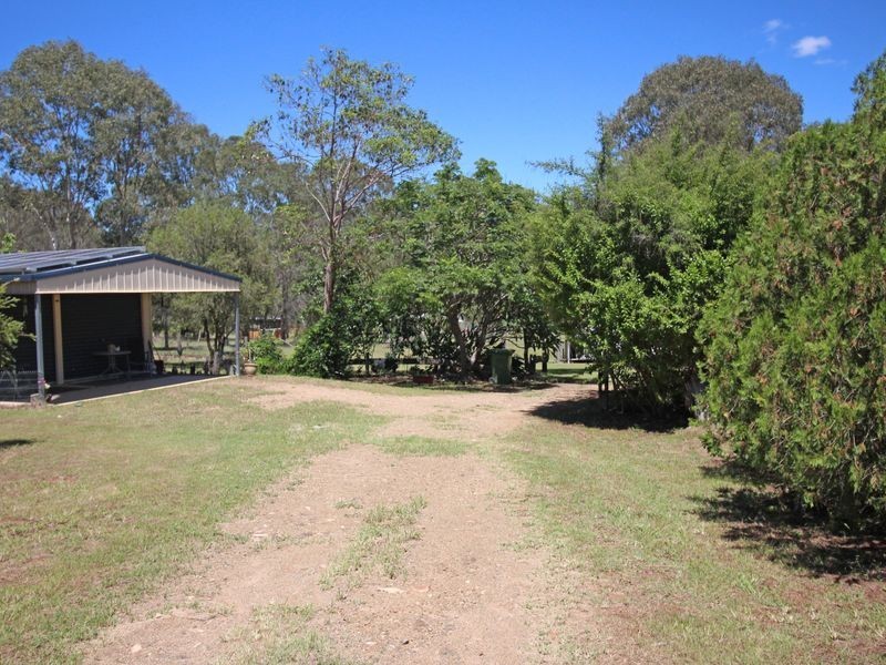 150 Dunlop Road, Esk QLD 4312