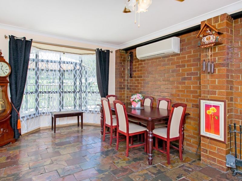 359 Willaura Drive, Mount Hallen QLD 4312