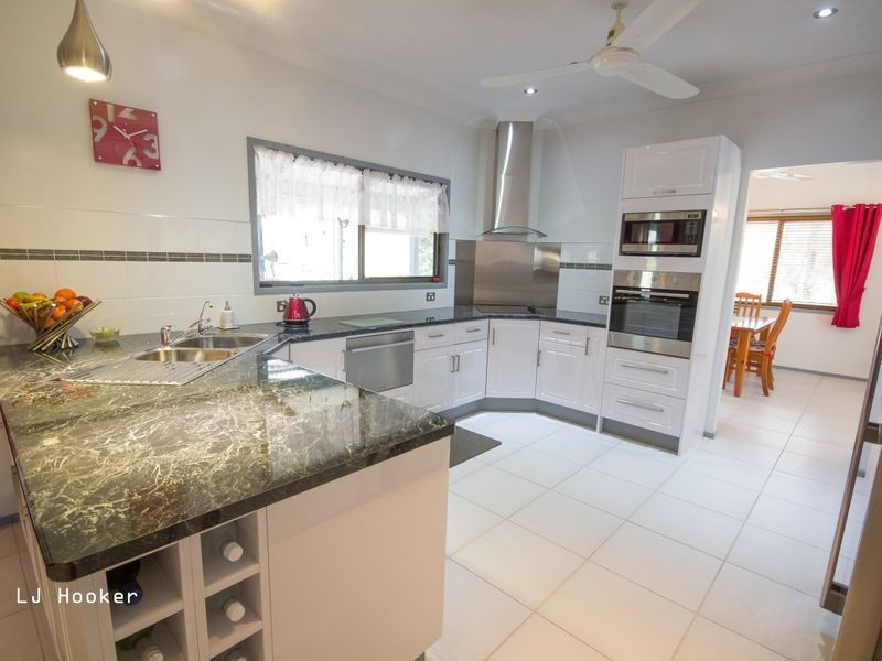 41 East Street, Esk QLD 4312