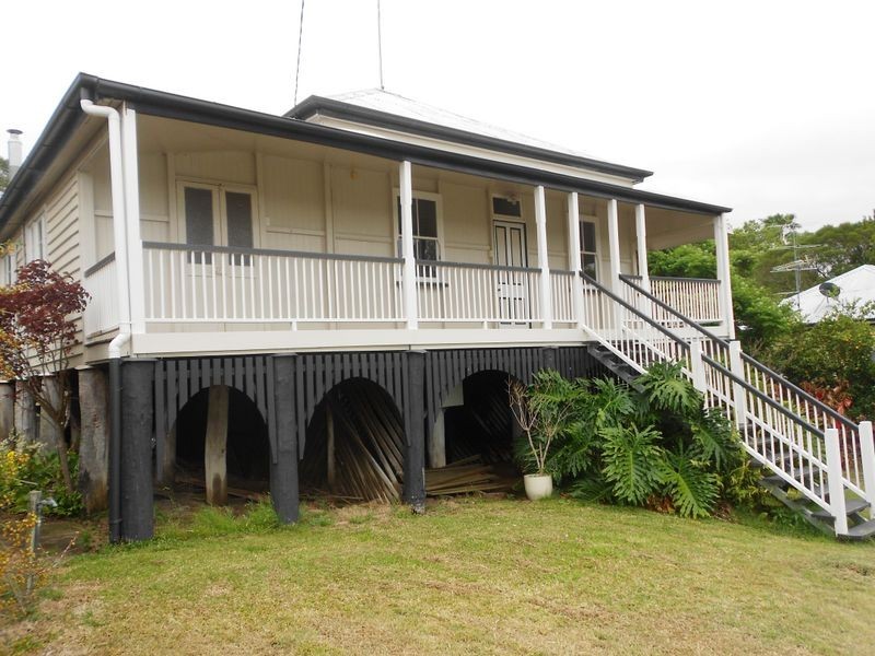 33 Drem Street, Toogoolawah QLD 4313