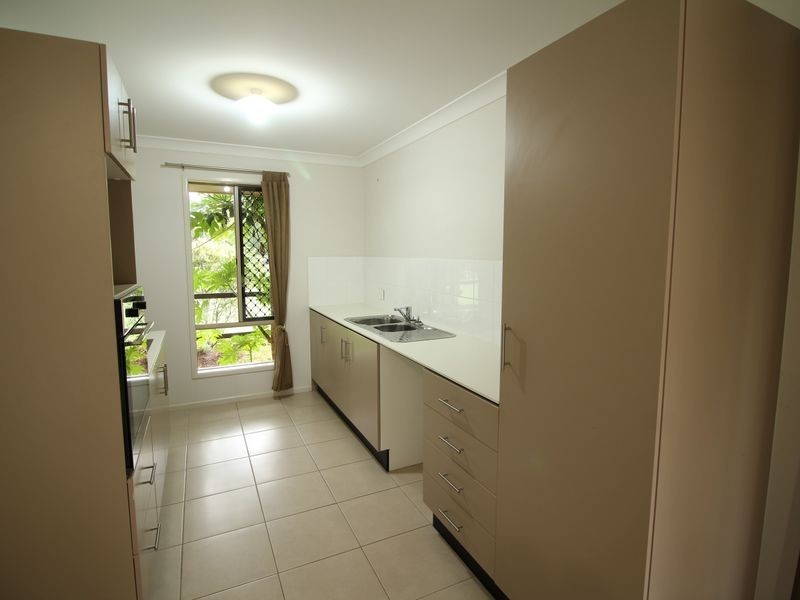4/17 Francis Terrace, Esk QLD 4312