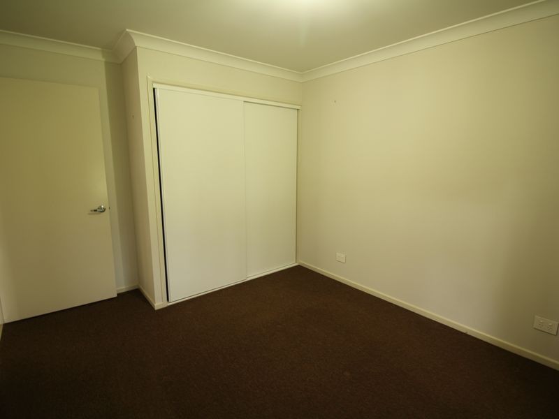 4/17 Francis Terrace, Esk QLD 4312