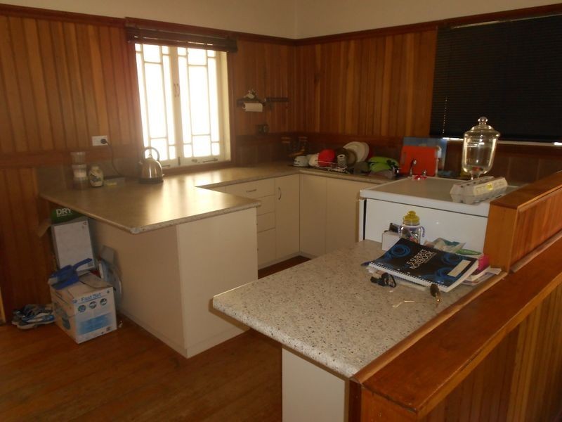 64 Laurel Street, Esk QLD 4312