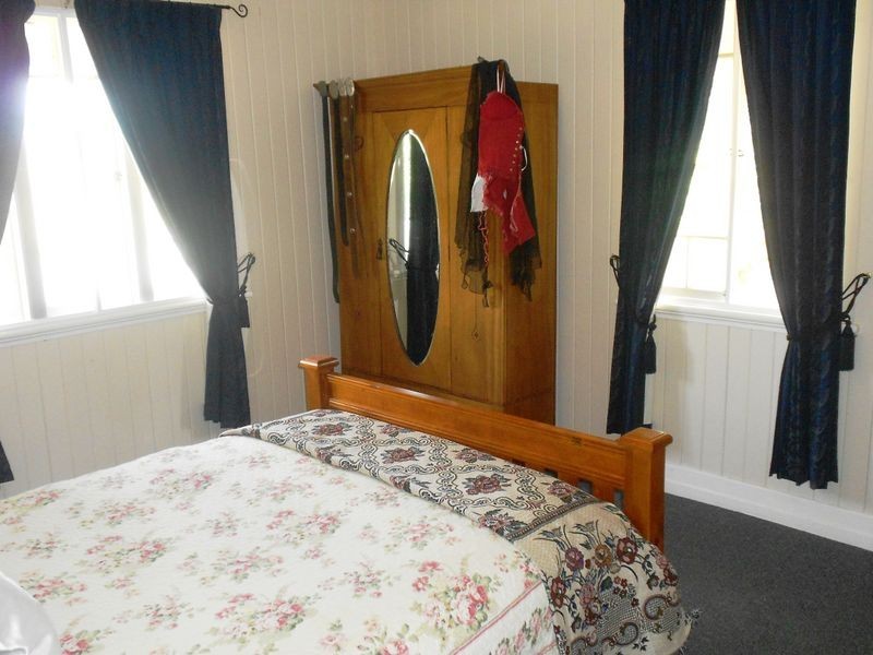 2 McConnel Street, Biarra QLD 4313