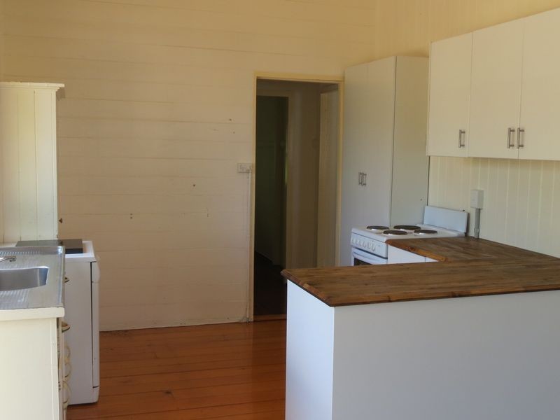 33 Drem Street, Toogoolawah QLD 4313