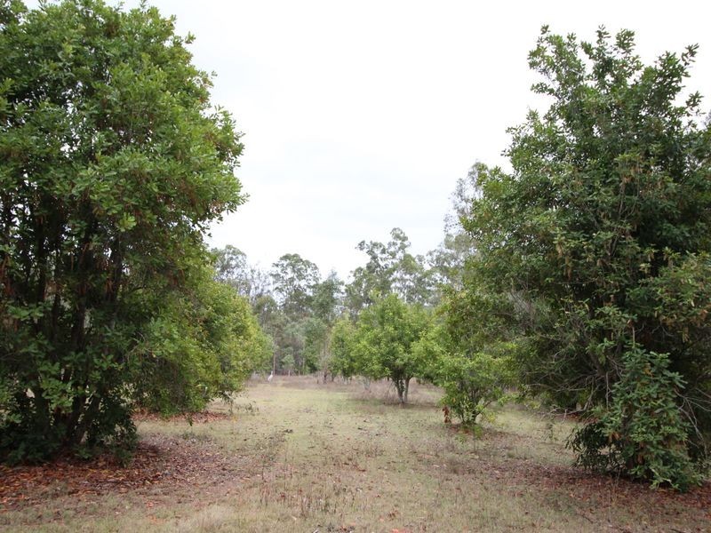150 Dunlop Road, Esk QLD 4312