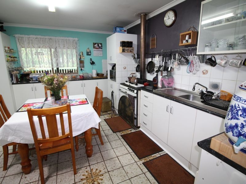 150 Dunlop Road, Esk QLD 4312