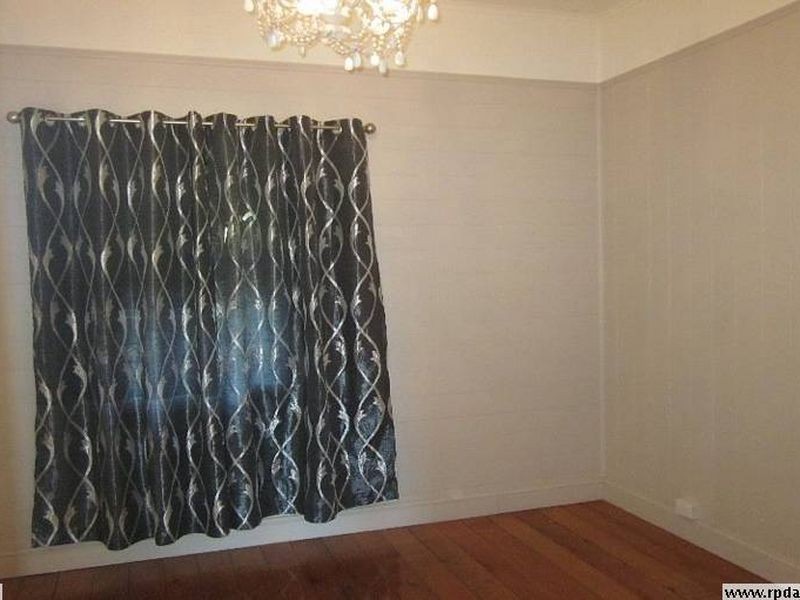 43 Bellambi Street, Toogoolawah QLD 4313