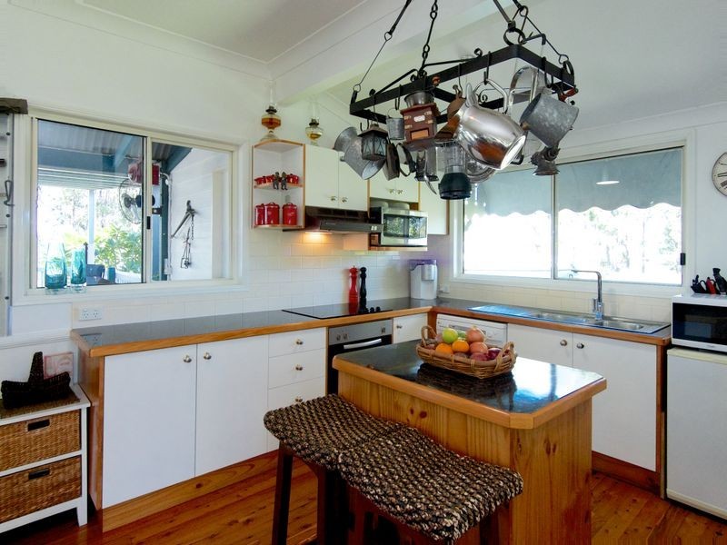 80 Hills Road, Borallon QLD 4306