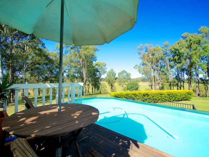 80 Hills Road, Borallon QLD 4306